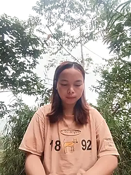 Nguyet2k4 online show from February 27, 2026, 11:37 pm