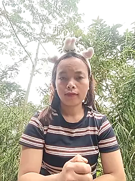 Nguyet2k4 online show from March 12, 2026, 5:24 am