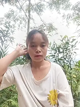 Nguyet2k4 online show from August 4, 2026, 11:20 pm