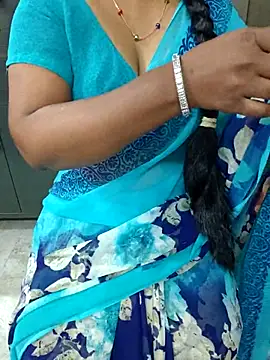 Snapshot of Nikitha_telugu chatting on November 14, 2025, 5:44 am Nikitha telugu online show from November 14, 2025, 5:44 am