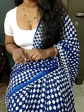 Snapshot of Nikitha_telugu chatting on December 14, 2025, 4:29 am Nikitha telugu online show from December 14, 2025, 4:29 am