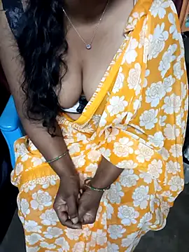 Snapshot of Nikitha_telugu chatting on October 27, 2025, 5:47 pm Nikitha telugu online show from October 27, 2025, 5:47 pm