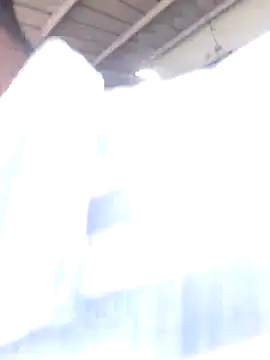 Snapshot of Vickyins480000 chatting on November 26, 2025, 5:29 am Vickyins480000 online show from November 26, 2025, 5:29 am