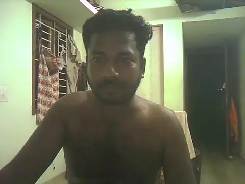 Snapshot of Vickyins480000 chatting on November 6, 2025, 2:10 pm Vickyins480000 online show from November 6, 2025, 2:10 pm