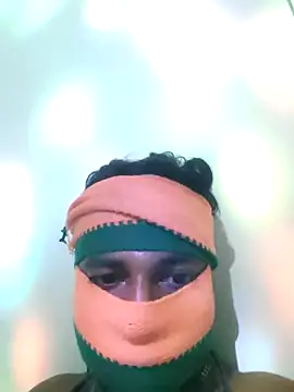 Snapshot of Vickyins480000 chatting on October 25, 2025, 5:13 pm Vickyins480000 online show from October 25, 2025, 5:13 pm