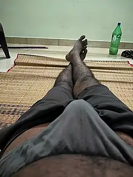 Snapshot of Vickyins480000 chatting on October 24, 2025, 5:01 pm Vickyins480000 online show from October 24, 2025, 5:01 pm