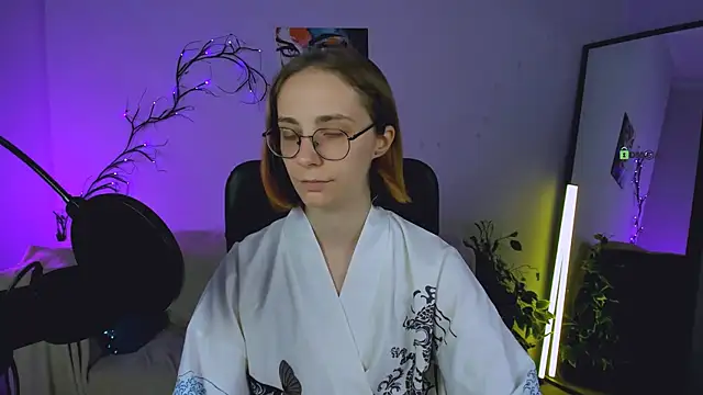 evalora vei online show from October 18, 2025, 12:18 pm