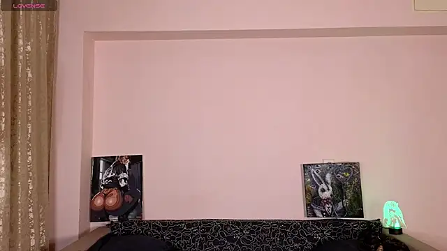 Snapshot of Green_Lisa chatting on October 16, 2025, 2:03 pm Green Lisa online show from October 16, 2025, 2:03 pm