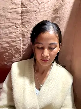 Miss-World00 online show from October 24, 2025, 1:10 pm