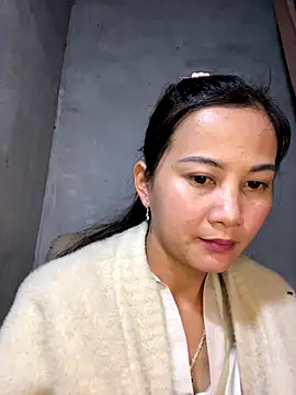 Miss-World00 online show from December 22, 2025, 3:50 am