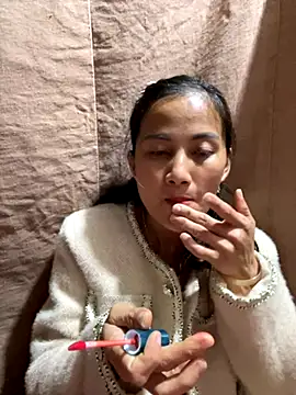 Miss-World00 online show from November 15, 2025, 1:48 pm