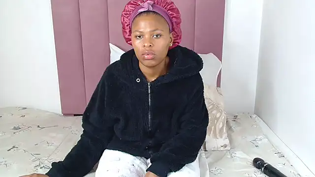 Bubbles156 online show from November 16, 2025, 4:50 am