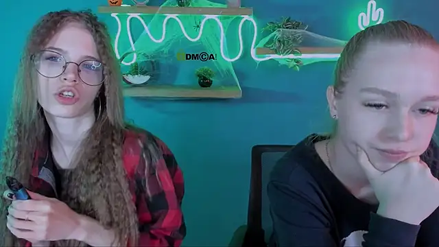 Snapshot of lulu_fly_ chatting on October 30, 2025, 10:02 am lulu fly online show from October 30, 2025, 10:02 am