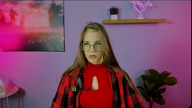 Snapshot of lulu_fly_ chatting on November 7, 2025, 7:40 pm lulu fly online show from November 7, 2025, 7:40 pm