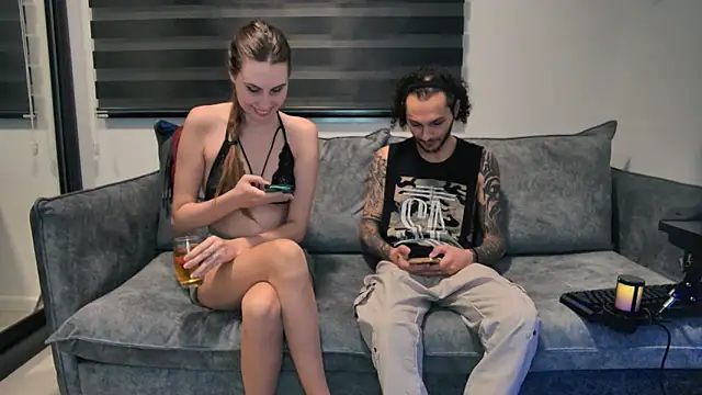 Snapshot of Kinkychaos chatting on December 3, 2025, 6:40 pm Kinkychaos online show from December 3, 2025, 6:40 pm