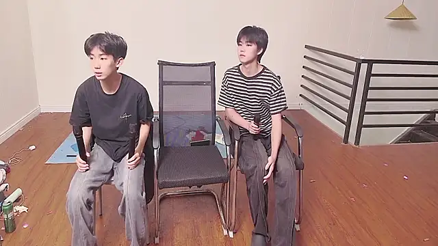 tyboys online show from October 18, 2025, 8:49 am
