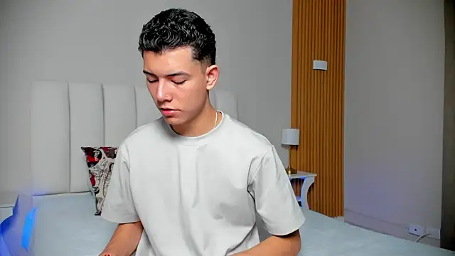 Snapshot of FireGuy_99 chatting on January 7, 2026, 1:05 pm FireGuy 99 online show from January 7, 2026, 1:05 pm