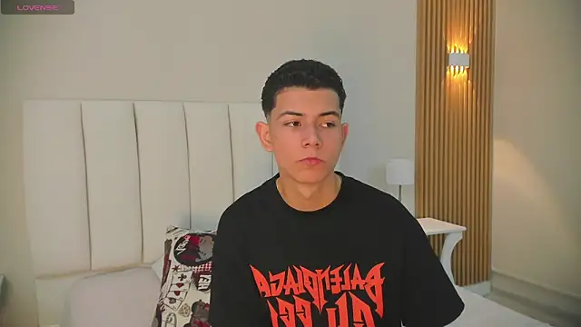 Snapshot of FireGuy_99 chatting on October 18, 2025, 3:36 pm FireGuy 99 online show from October 18, 2025, 3:36 pm