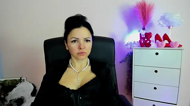 Mollybloom40 online show from March 23, 2026, 7:30 am