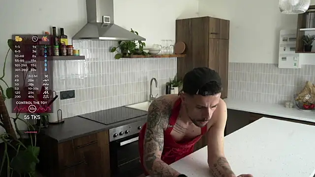 monsieurguitsxxx online show from April 19, 2026, 12:39 pm