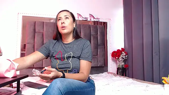 Salmma Milf online show from March 10, 2026, 11:47 am