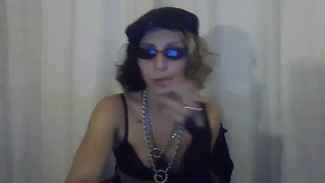 yvessblue online show from March 8, 2026, 12:27 am