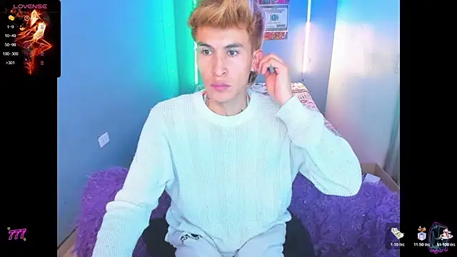 Latin boysxxxx online show from April 15, 2026, 11:05 pm