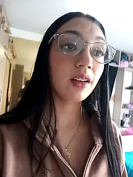 Snapshot of Arianaa_Toro chatting on November 14, 2025, 3:05 pm Arianaa Toro online show from November 14, 2025, 3:05 pm
