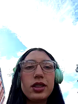 Snapshot of Arianaa_Toro chatting on November 13, 2025, 12:53 pm Arianaa Toro online show from November 13, 2025, 12:53 pm