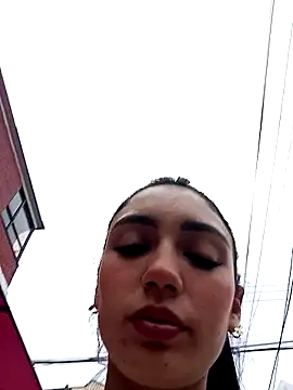 Snapshot of Arianaa_Toro chatting on November 6, 2025, 12:53 pm Arianaa Toro online show from November 6, 2025, 12:53 pm