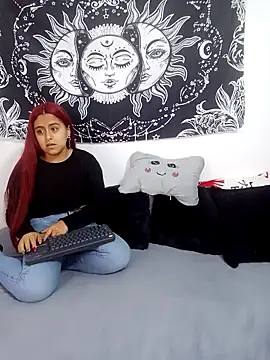 Snapshot of abby_n_emily chatting on November 17, 2025, 12:20 pm abby n emily online show from November 17, 2025, 12:20 pm