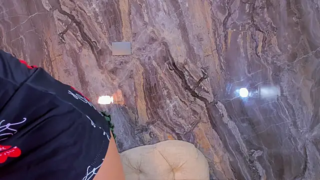 Snapshot of Rashel_Frost_ chatting on February 19, 2026, 4:59 pm Rashel Frost online show from February 19, 2026, 4:59 pm