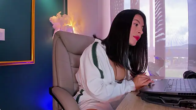 Snapshot of Rashel_Frost_ chatting on June 12, 2026, 7:44 pm Rashel Frost online show from June 12, 2026, 7:44 pm
