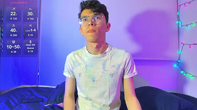 Snapshot of dani_angel_dark chatting on December 17, 2025, 11:10 pm dani angel dark online show from December 17, 2025, 11:10 pm