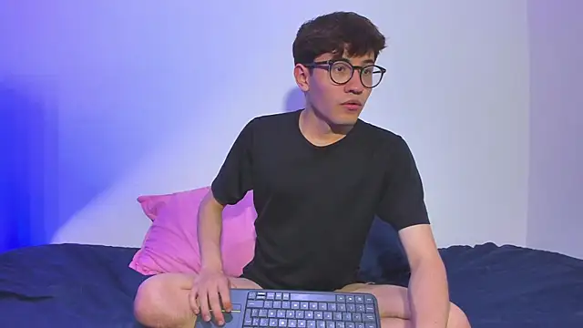 Snapshot of dani_angel_dark chatting on November 15, 2025, 12:58 am dani angel dark online show from November 15, 2025, 12:58 am