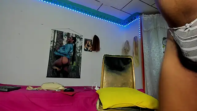 Amberbrown18 online show from March 6, 2026, 3:45 am