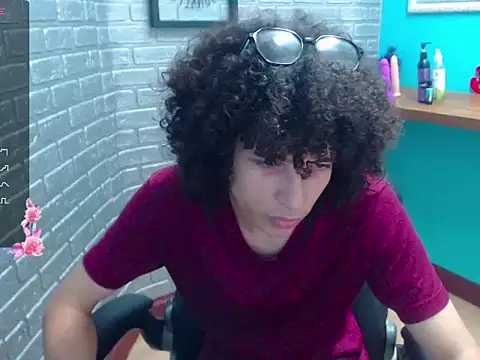 Mike Miiller  online show from October 24, 2025, 5:45 pm