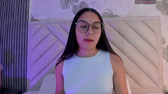 Lexy-Sweet1 online show from November 12, 2025, 4:38 am