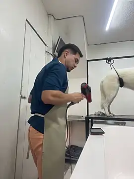 Leonardmoppet online show from November 17, 2025, 9:41 pm