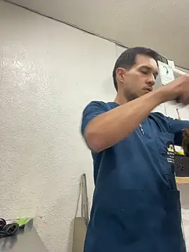 Leonardmoppet online show from November 9, 2025, 8:57 pm