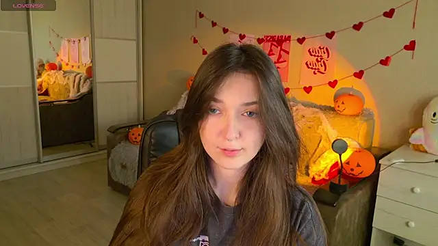 BellaSink online show from November 4, 2025, 5:22 am