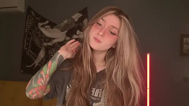 BellaSink online show from April 18, 2026, 8:16 am