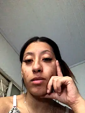 Snapshot of santosz83 chatting on November 13, 2025, 7:12 am santosz83 online show from November 13, 2025, 7:12 am
