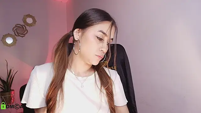 Aliss rose online show from November 15, 2025, 3:32 am