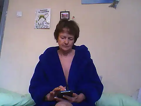 JesykaLove566 online show from April 19, 2026, 9:43 am