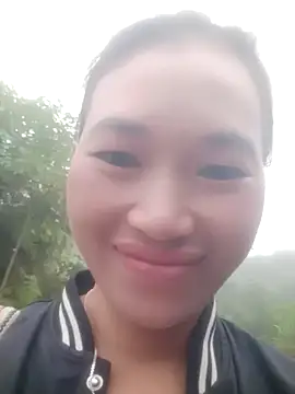 Snapshot of Myzak- chatting on November 3, 2025, 11:41 pm Myzak- online show from November 3, 2025, 11:41 pm