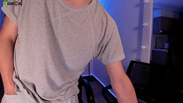 Mikeyvioleta  online show from March 4, 2026, 10:34 am