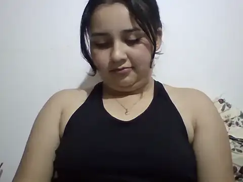 Luna vera online show from October 19, 2025, 3:53 am