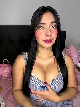 MiaSofia   online show from December 4, 2025, 4:11 am