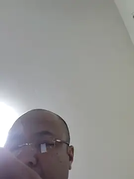 caige8888 online show from November 6, 2025, 7:07 pm